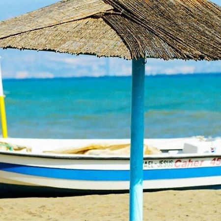 Calmahouse Carihuela Appartement Torremolinos Buitenkant foto